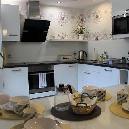 קרפאז' Apartament Bialy Na Osiedlu "Apartamenty Pod Sniezka" מראה חיצוני תמונה