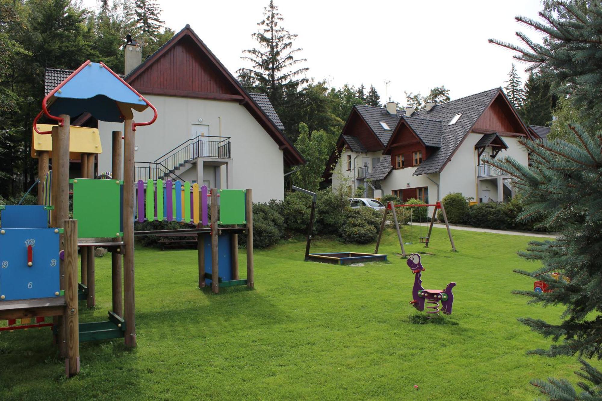 קרפאז' Apartament Bialy Na Osiedlu "Apartamenty Pod Sniezka" מראה חיצוני תמונה